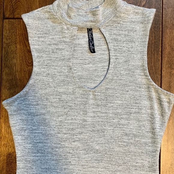 SOLD π Grey Dress π¨ - Picture 3 of 4